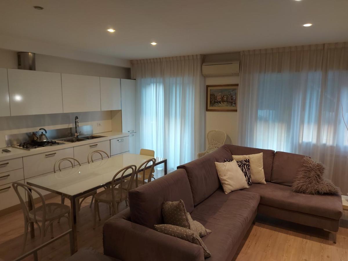 メストレCasa Belle Vacanzeアパートメント エクステリア 写真