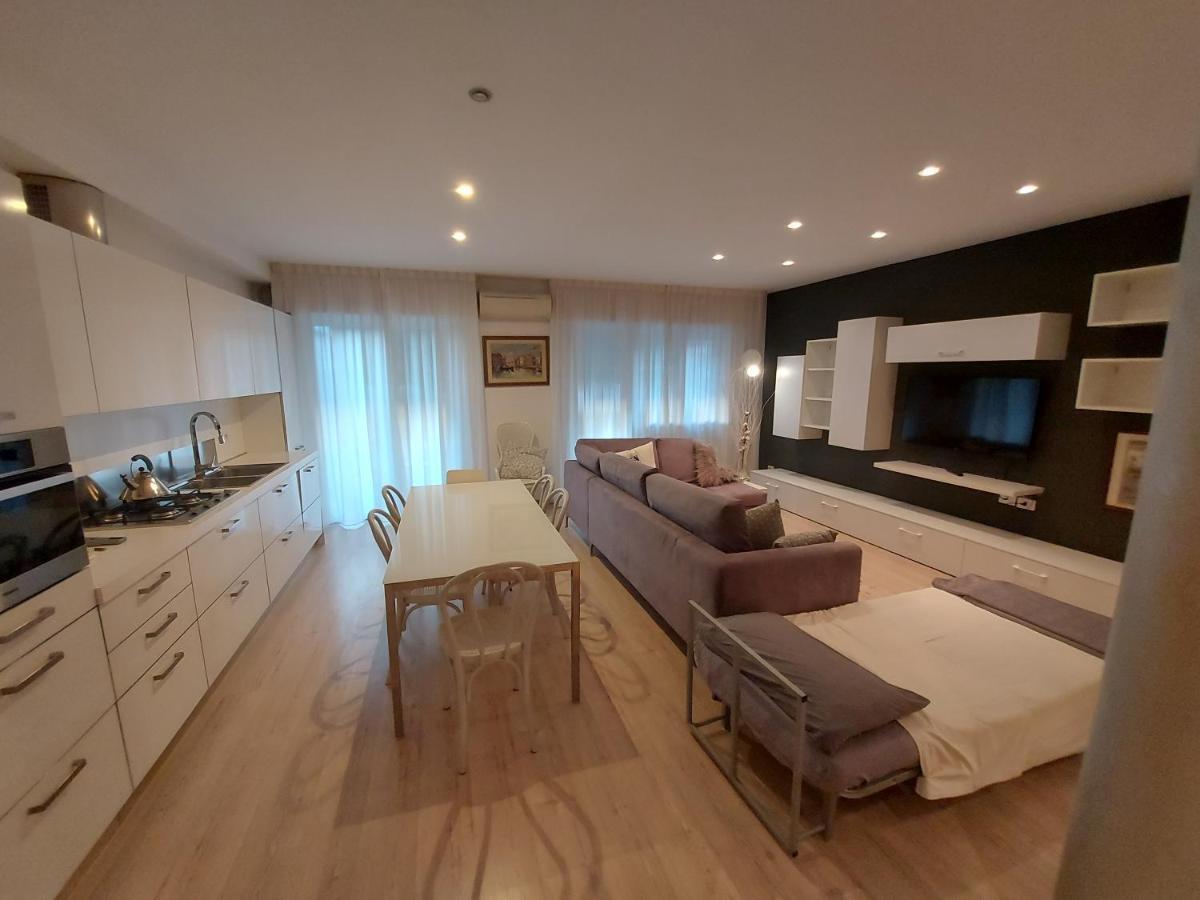 メストレCasa Belle Vacanzeアパートメント エクステリア 写真